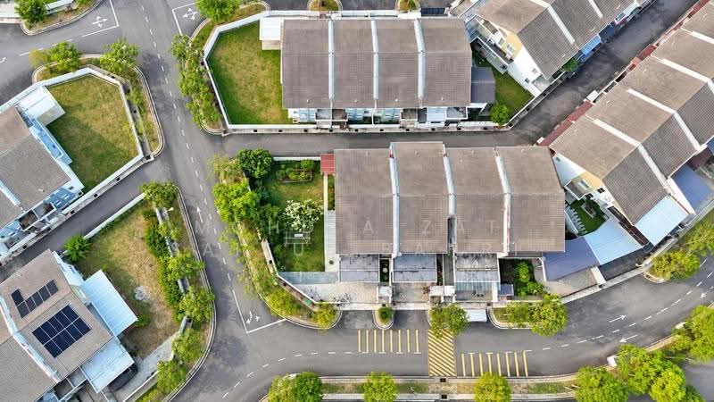 2-storey Terraced House for Sale in Bandar Baru Enstek (Bandar Enstek) - Mohd Aizat Saiful Bahri - Exterior - PropertyGuru.com.my