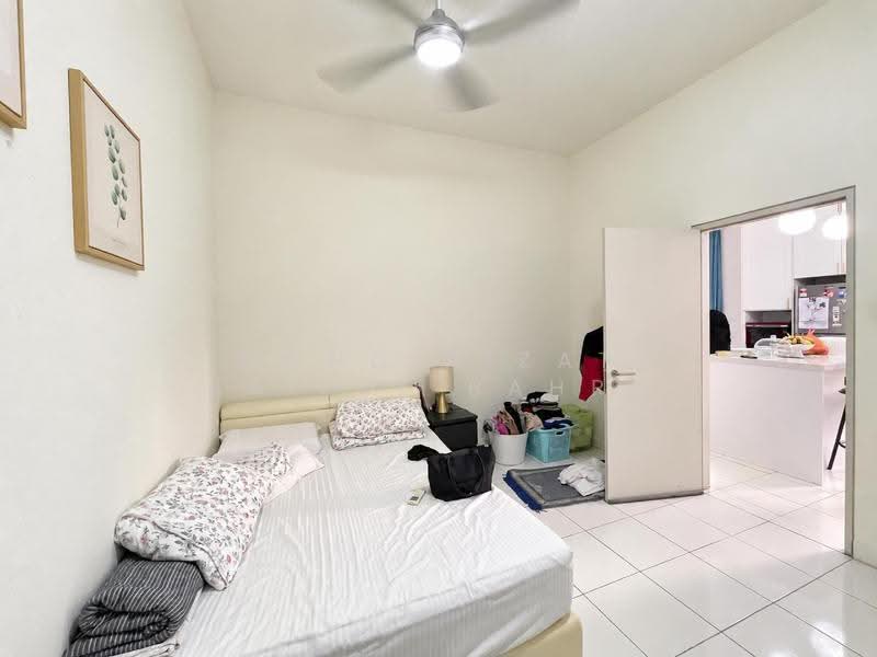 2-storey Terraced House for Sale in Bandar Baru Enstek (Bandar Enstek) - Mohd Aizat Saiful Bahri - Bedroom - PropertyGuru.com.my