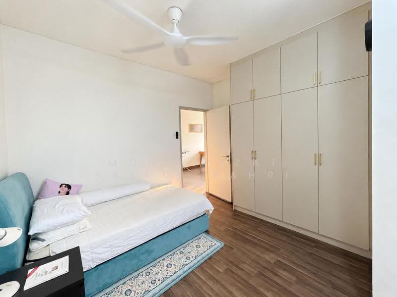 2-storey Terraced House for Sale in Bandar Baru Enstek (Bandar Enstek) - Mohd Aizat Saiful Bahri - Bedroom - PropertyGuru.com.my