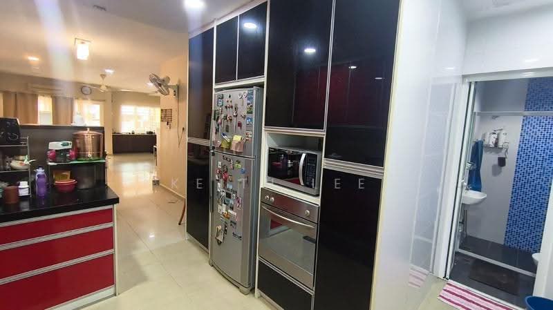Rumah Teres untuk Dijual di Taman Bukit Hartamas (Cheras) - Keith Lee - Kitchen - PropertyGuru.com.my