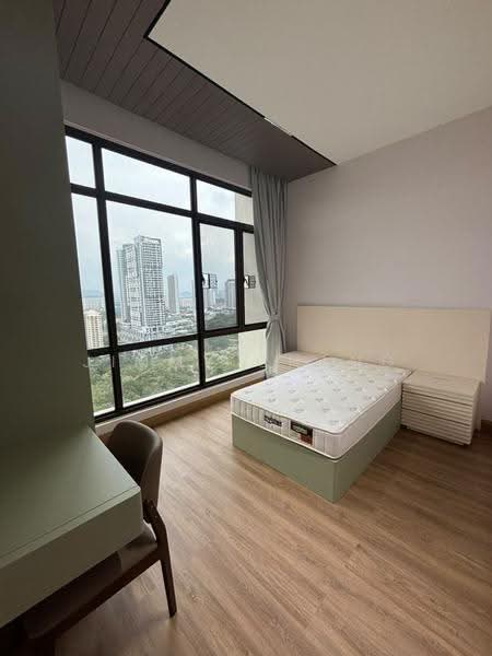 Kediaman Servis untuk Dijual di The Park Sky Residence - Jimmy Chang - Bedroom - PropertyGuru.com.my