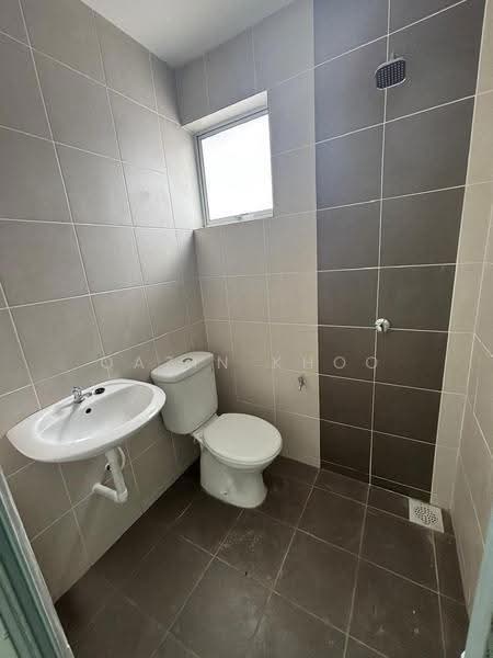 2-storey Terraced House for Rent in Lahat (Perak) - Qazin Khoo - Bathroom - PropertyGuru.com.my