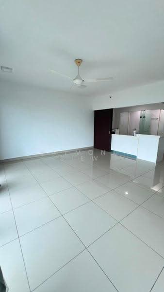 Kediaman Servis untuk Disewa di Trefoil @ Setia City - Raymond Siew - Living Room - PropertyGuru.com.my