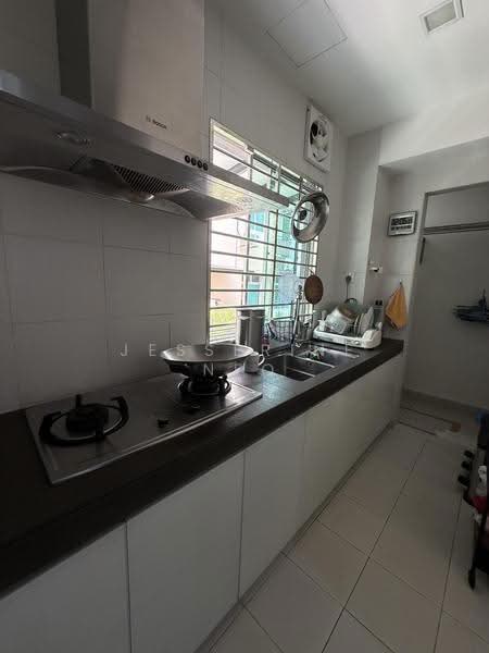 Rumah Teres 2-Tingkat untuk Dijual di Taman Nusa Idaman (Iskandar Puteri (Nusajaya)) - Jesserine Neo - Kitchen - PropertyGuru.com.my