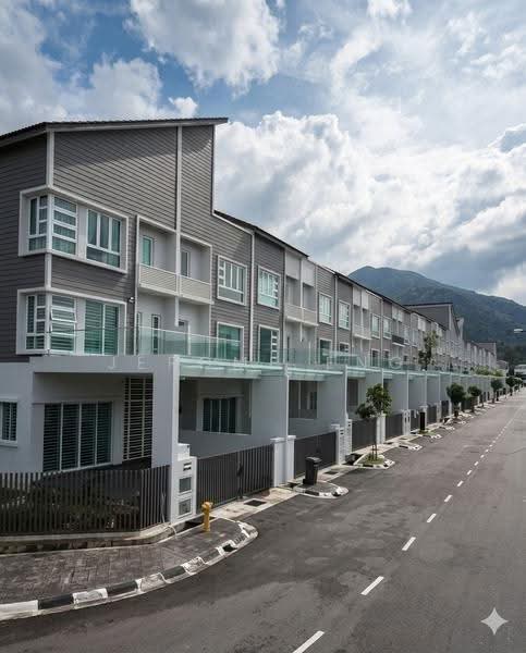 Rumah Teres 3.5-Tingkat untuk Dijual di Tanjung Bungah (Penang) - Jerome Eng - Exterior - PropertyGuru.com.my