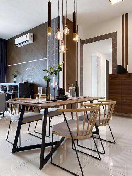 Kediaman Servis untuk Dijual di The Park Sky Residence - Jimmy Chang - Dining Room - PropertyGuru.com.my