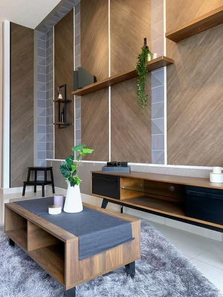Kediaman Servis untuk Dijual di The Park Sky Residence - Jimmy Chang - Living Room - PropertyGuru.com.my