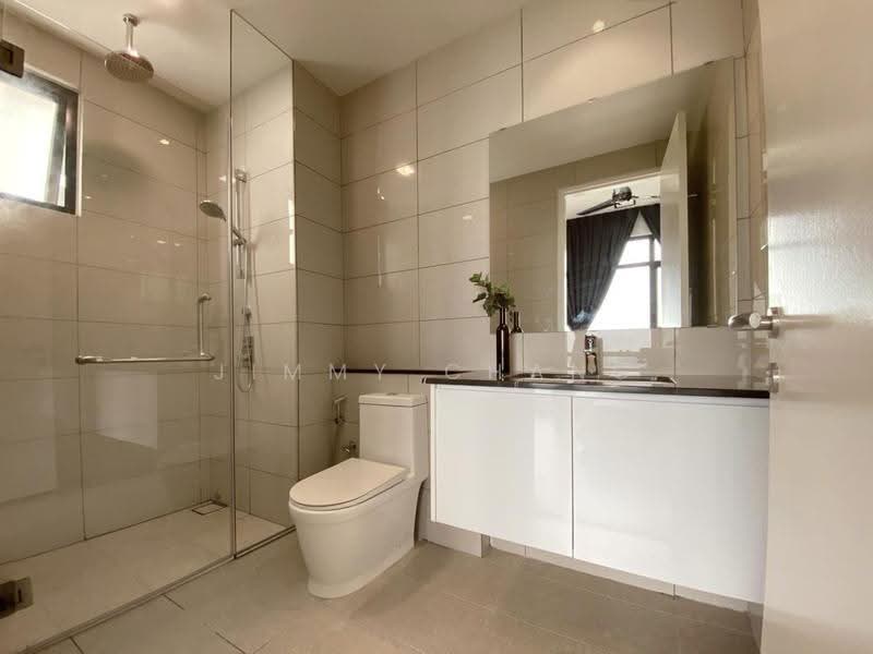 Kediaman Servis untuk Dijual di The Park Sky Residence - Jimmy Chang - Bathroom - PropertyGuru.com.my