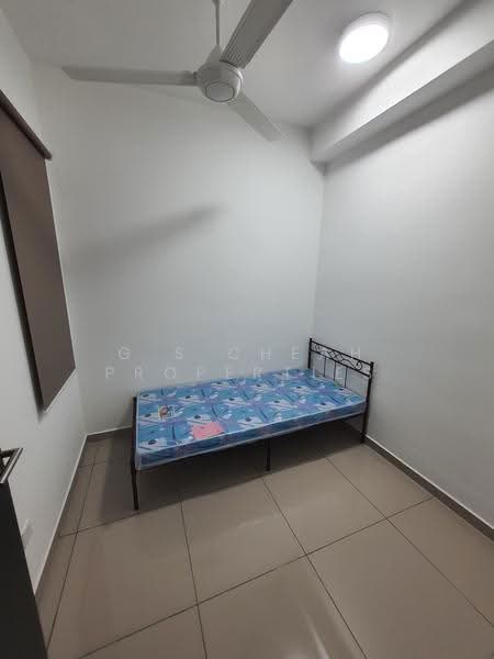 Kediaman Servis untuk Dijual di D'Quince Residences - G S Cheah Properties - Bedroom - PropertyGuru.com.my