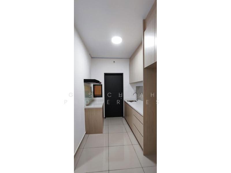 Kediaman Servis untuk Dijual di D'Quince Residences - G S Cheah Properties - Kitchen - PropertyGuru.com.my