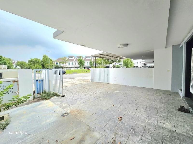 Rumah Teres 2-Tingkat untuk Dijual di Kota Kemuning (Shah Alam) - Mohd Aizat Saiful Bahri - Exterior - PropertyGuru.com.my
