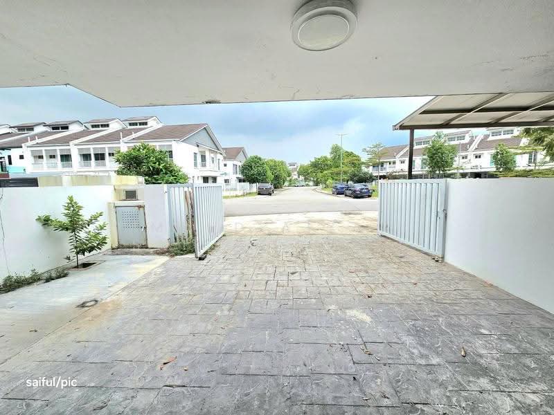 Rumah Teres 2-Tingkat untuk Dijual di Kota Kemuning (Shah Alam) - Mohd Aizat Saiful Bahri - Exterior - PropertyGuru.com.my