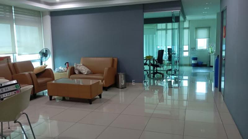 Factory for Sale in Kapar Industrial Park (Kapar) - Lim Jeon - Living Room - PropertyGuru.com.my