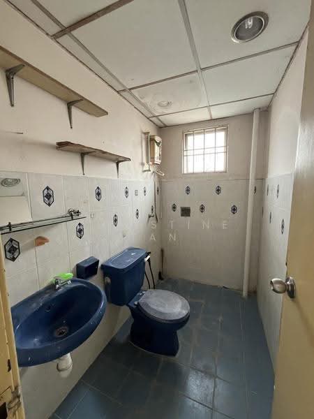 Kondominium untuk Dijual di Puncak Seri Kelana - Christine Tan - Bathroom - PropertyGuru.com.my