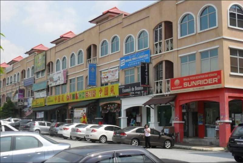 Shop for Rent in Bandar Puteri Puchong (Puchong) - Henry Chew - Exterior - PropertyGuru.com.my