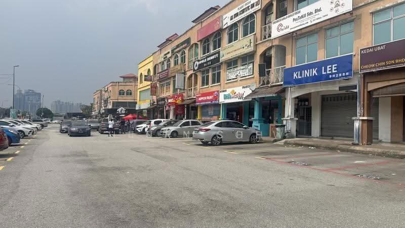 Shop for Rent in Bandar Puteri Puchong (Puchong) - Henry Chew - Exterior - PropertyGuru.com.my