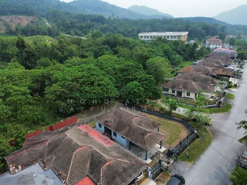 Bungalow House for Sale in Taman Tasik Semenyih (Semenyih) - Mohd Aizat Saiful Bahri - Exterior - PropertyGuru.com.my