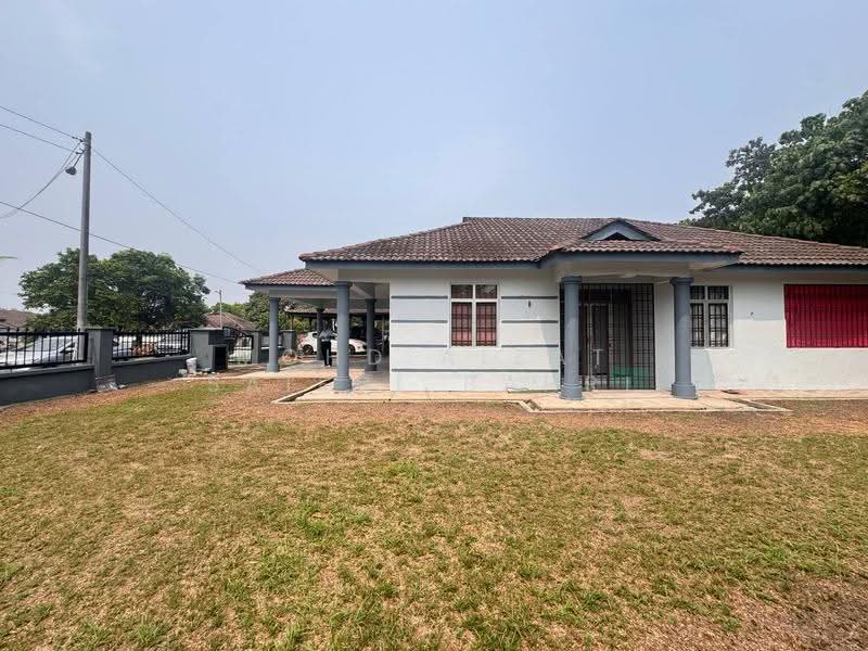 Bungalow House for Sale in Taman Tasik Semenyih (Semenyih) - Mohd Aizat Saiful Bahri - Exterior - PropertyGuru.com.my