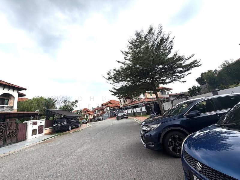 Semi-Detached House for Sale in Seksyen 7 (Shah Alam) - Mohd Aizat Saiful Bahri - Exterior - PropertyGuru.com.my