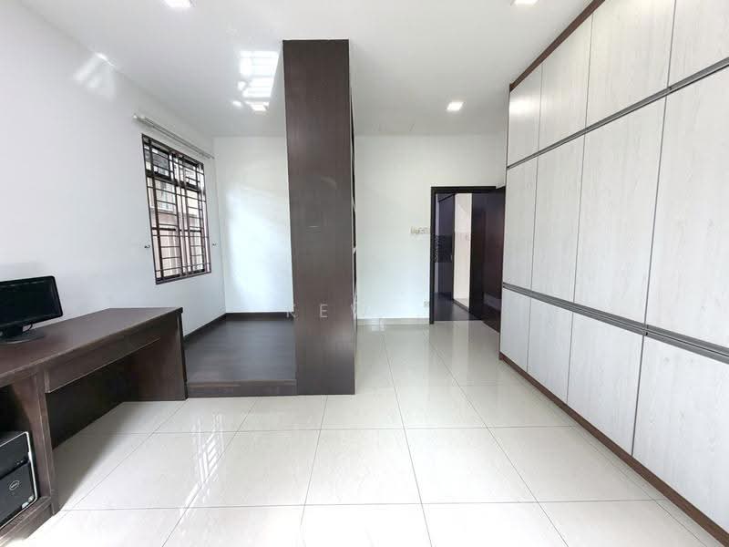 Semi-Detached House for Sale in Bukit Sungai Long (Bandar Sungai Long) - Kew . - PropertyGuru.com.my