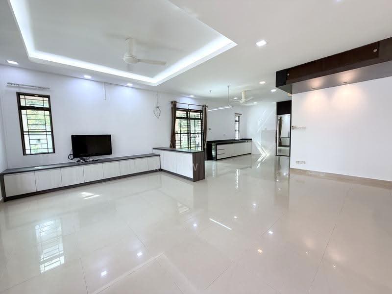 Semi-Detached House for Sale in Bukit Sungai Long (Bandar Sungai Long) - Kew . - PropertyGuru.com.my