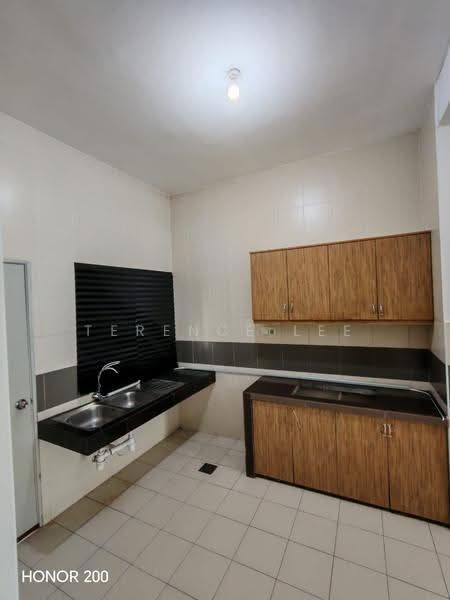 2-storey Terraced House for Rent in Klang (Selangor) - Terence Lee - Kitchen - PropertyGuru.com.my