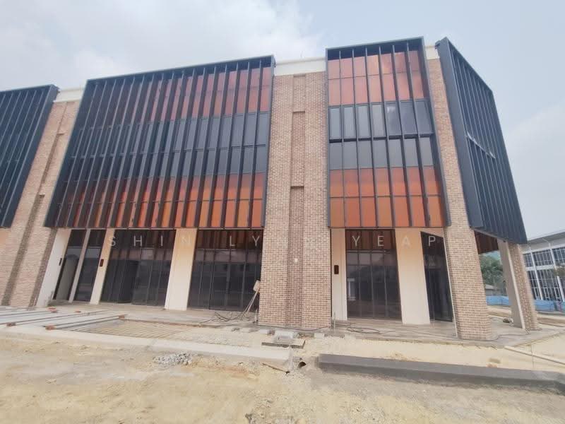 Shop for Rent in Seksyen U13 (Setia Alam) - Shin Lynn Yeap - Exterior - PropertyGuru.com.my