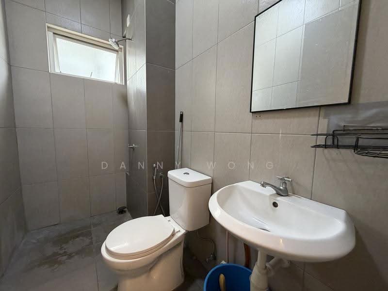 2-storey Terraced House for Rent in Bandar Tasik Puteri (Rawang) - Danny Wong - Bathroom - PropertyGuru.com.my