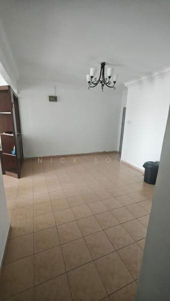 Pangsapuri untuk Disewa di Putri Ria Apartment - Nick Low - Living Room - PropertyGuru.com.my