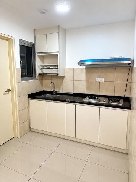 Kediaman Servis untuk Disewa di Galleria Equine Park - Sky Wong - Kitchen - PropertyGuru.com.my