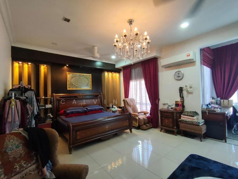 Rumah Berkembar untuk Dijual di Tropika Kemensah (Ampang) - calvin Chin - Master Bedroom - PropertyGuru.com.my