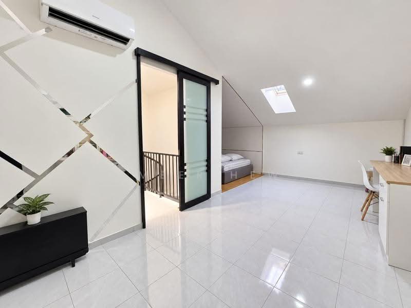 1.5-storey Terraced House for Sale in Bandar Indahpura (Kulai) - Amber Hew - PropertyGuru.com.my