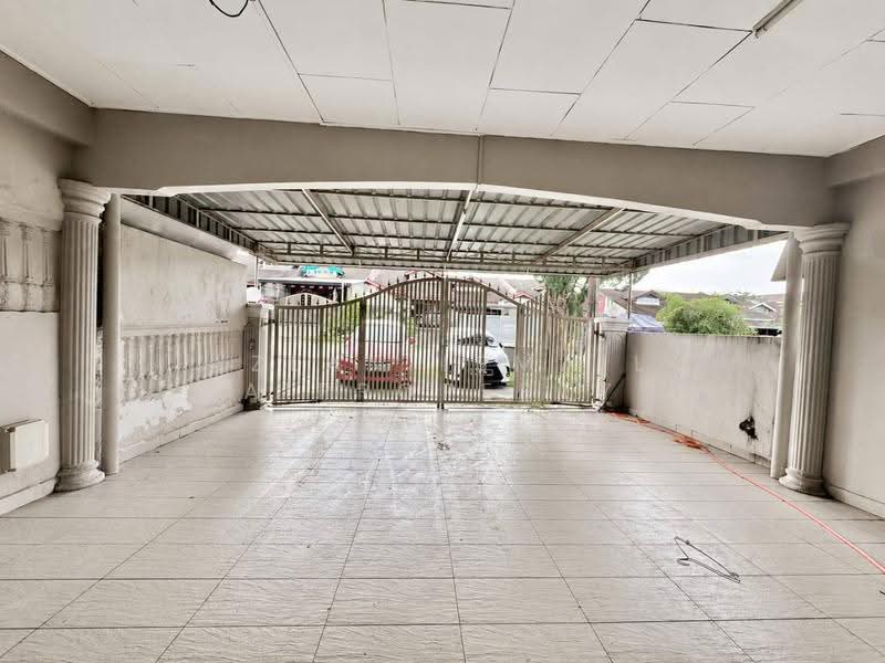 Rumah Teres 1-Tingkat untuk Dijual di Taman Daya (Johor Bahru) - Azlan Ismail aiproperty - Exterior - PropertyGuru.com.my