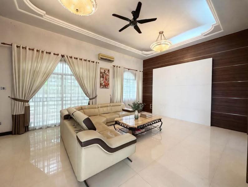 Semi-Detached House for Sale in Taman Cheras Perdana (Cheras) - Henry Lew - Living Room - PropertyGuru.com.my