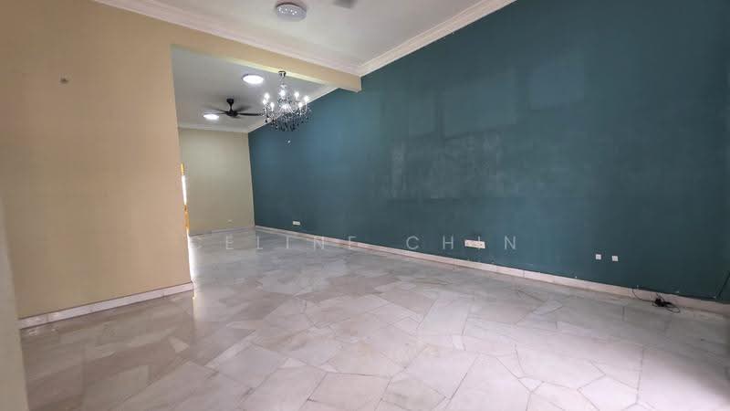 Rumah Teres 2-Tingkat untuk Dijual di Ara Damansara (Selangor) - Celine Chin - Living Room - PropertyGuru.com.my