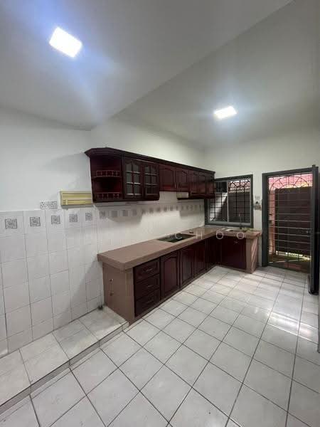 2-storey Terraced House for Sale in Taman Sri Haneco (Semenyih) - Chris Choo - Kitchen - PropertyGuru.com.my