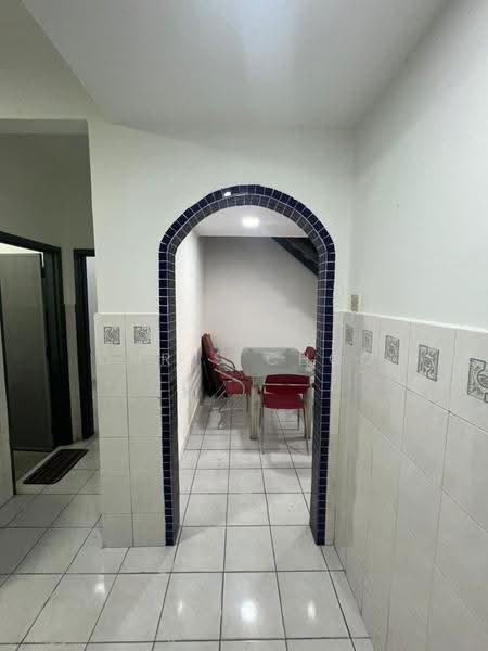 2-storey Terraced House for Sale in Taman Sri Haneco (Semenyih) - Chris Choo - Corridor - PropertyGuru.com.my