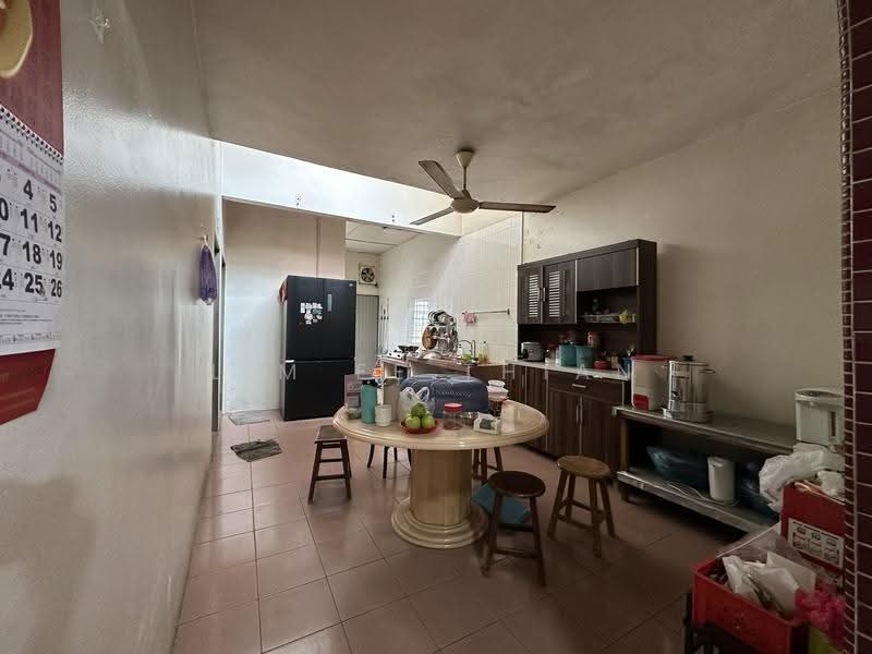 Rumah Teres 1-Tingkat untuk Dijual di Pekan Kapar (Kapar) - Lim Ee Thian - Kitchen - PropertyGuru.com.my