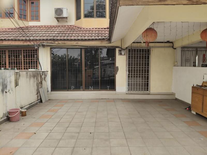2-storey Terraced House for Sale in Kampung Relau (Bukit Jambul) - Pen Teo - Exterior - PropertyGuru.com.my