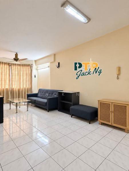Pangsapuri untuk Disewa di Pearl Tower (Ria) - Jack Ng - Living Room - PropertyGuru.com.my