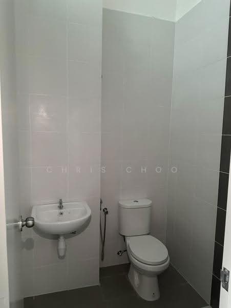 Rumah Teres 2-Tingkat untuk Dijual di Semenyih (Selangor) - Chris Choo - Bathroom - PropertyGuru.com.my
