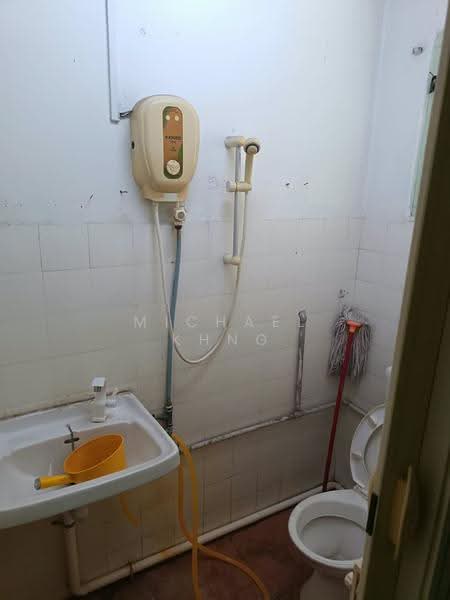 Retail Office for Rent in Ayer Itam (Penang) - Michael Khng - Bathroom - PropertyGuru.com.my