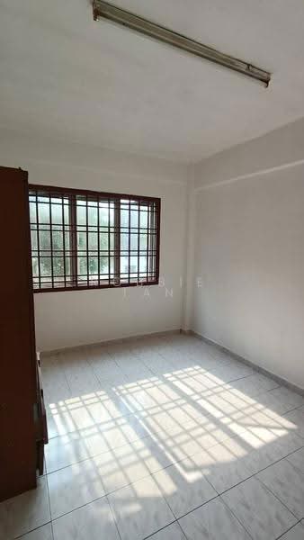 Pangsapuri untuk Dijual di Sri Intan - Robbie Tan - Interior - PropertyGuru.com.my