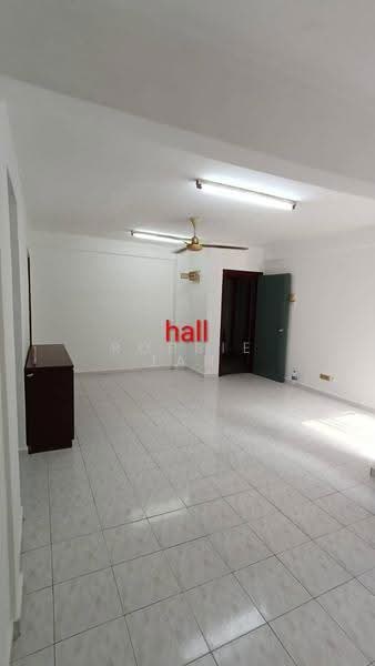 Pangsapuri untuk Dijual di Sri Intan - Robbie Tan - Living Room - PropertyGuru.com.my