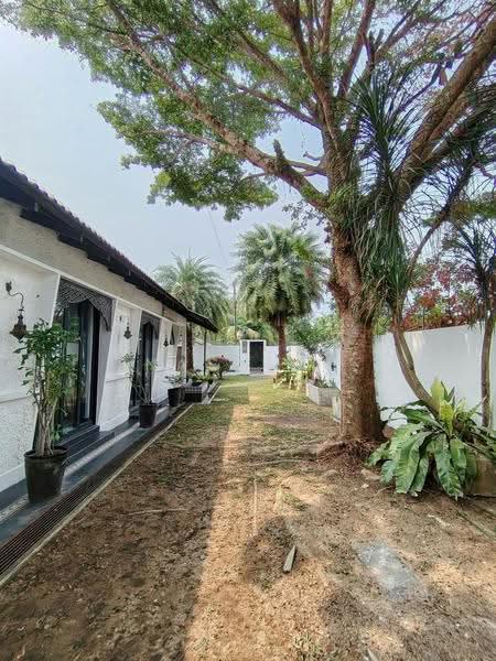 Bungalow House untuk Dijual di Taman Kolam Air (Johor Bahru) - NasH MB - Exterior - PropertyGuru.com.my