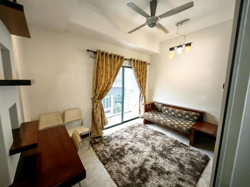Kondominium untuk Disewa di 10 Semantan Suites - Perry Chai - Living Room - PropertyGuru.com.my
