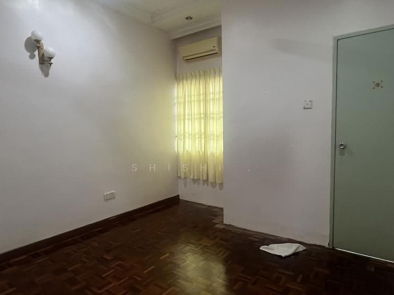 Rumah Teres 2-Tingkat untuk Dijual di Bandar Putra Kulai (Kulai) - Shishi . - PropertyGuru.com.my