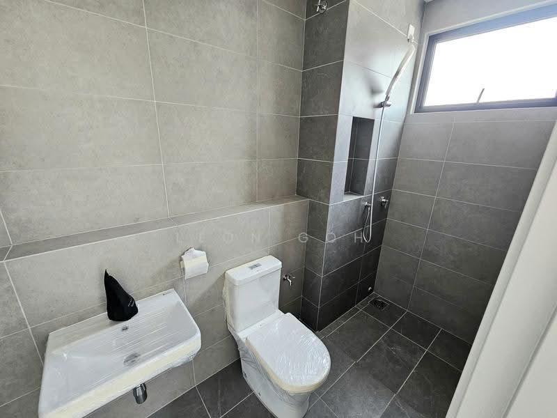 2-storey Terraced House for Sale in Telok Panglima Garang (Selangor) - Leon Goh - Bathroom - PropertyGuru.com.my