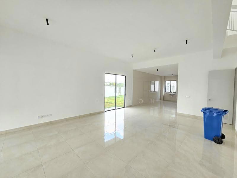 2-storey Terraced House for Sale in Telok Panglima Garang (Selangor) - Leon Goh - Living Room - PropertyGuru.com.my