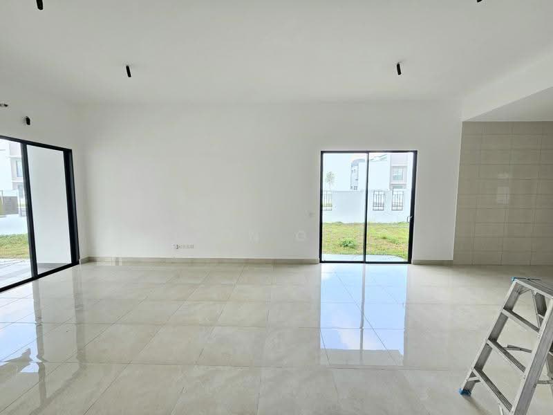 2-storey Terraced House for Sale in Telok Panglima Garang (Selangor) - Leon Goh - Living Room - PropertyGuru.com.my